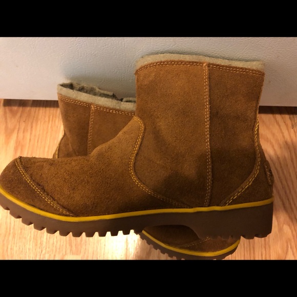 Women’s Ankle Boots - Picture 1 of 8